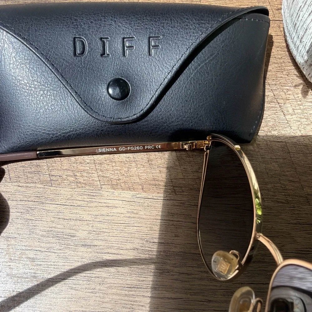 DIFF Sienna Gold Metal Brown Gradient Oversized Cat Eye Sunglasses w Case⁠